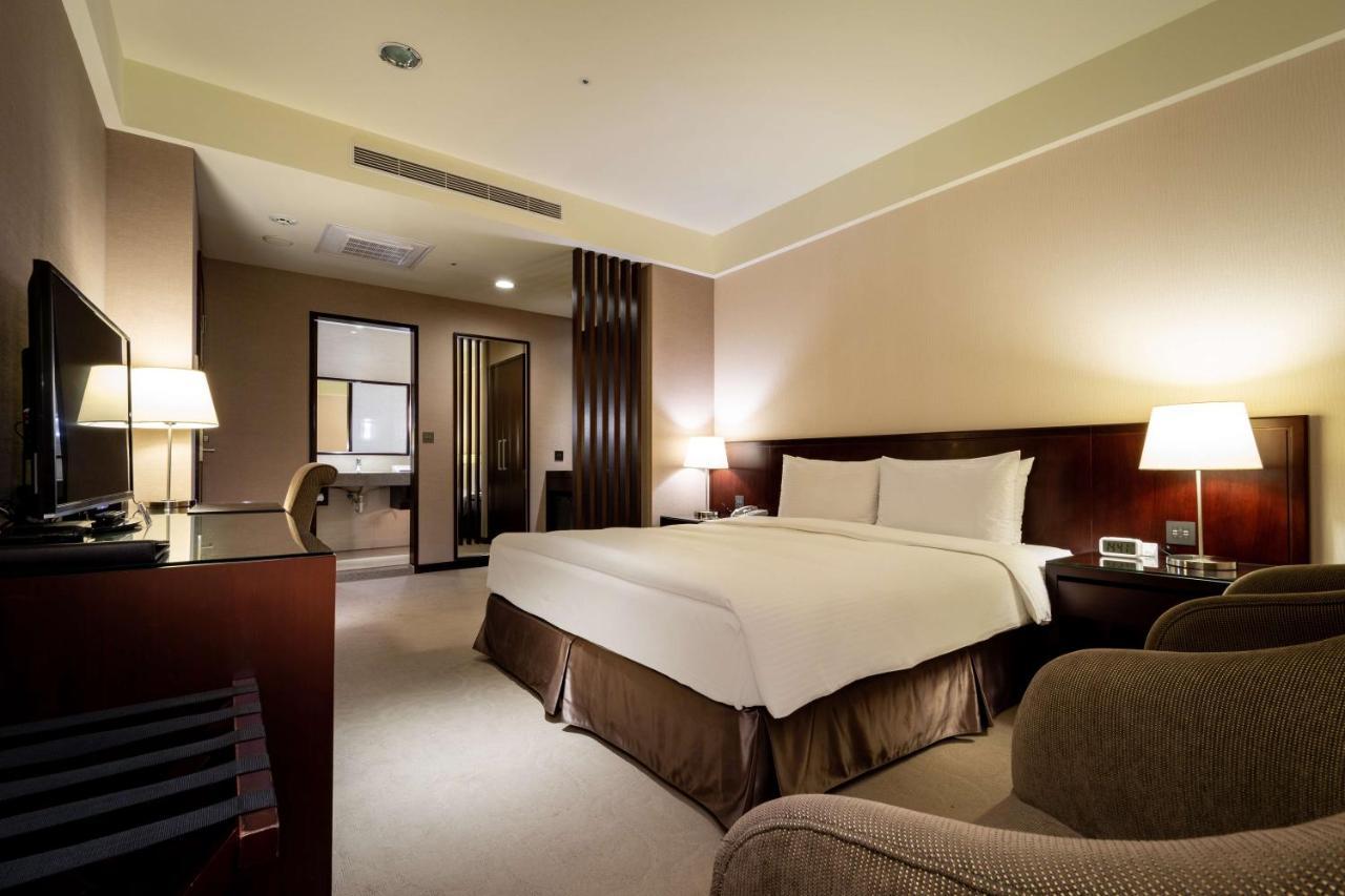 Lailai Hotel Тайчжун Экстерьер фото