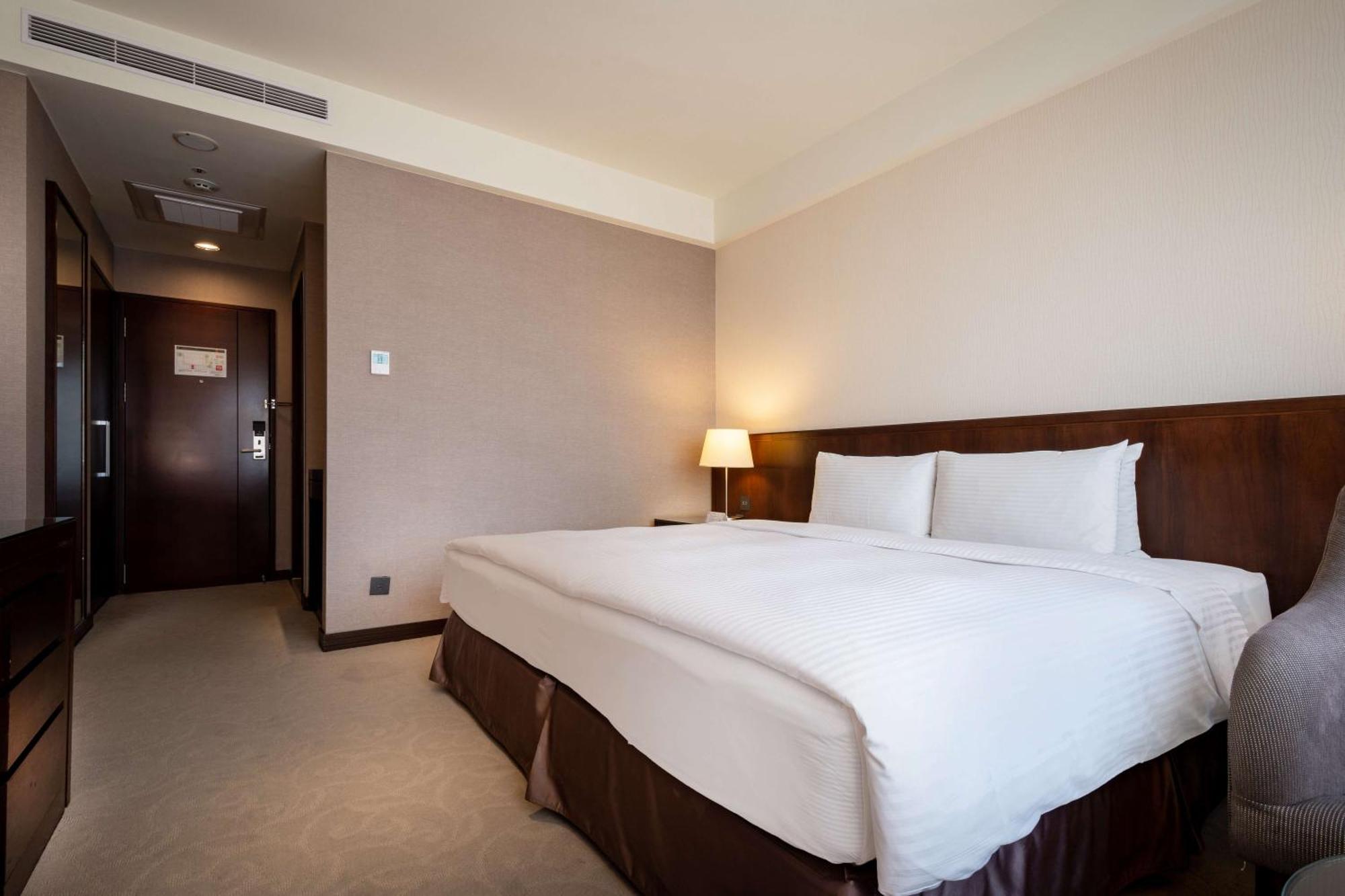 Lailai Hotel Тайчжун Экстерьер фото