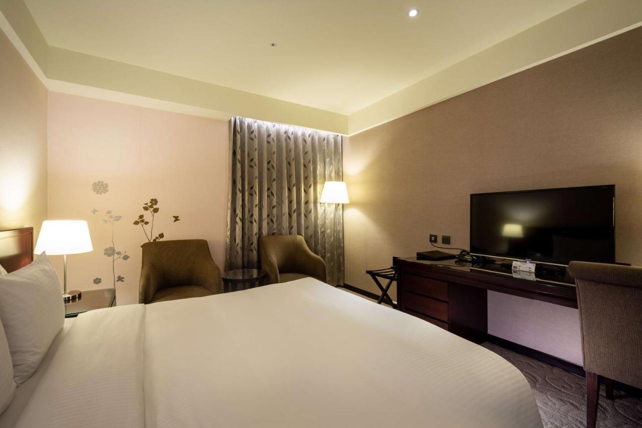 Lailai Hotel Тайчжун Экстерьер фото