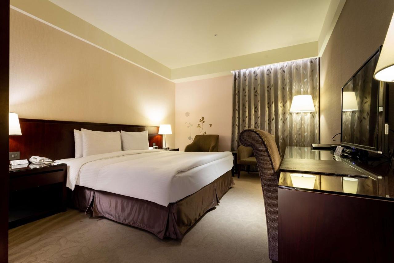 Lailai Hotel Тайчжун Экстерьер фото