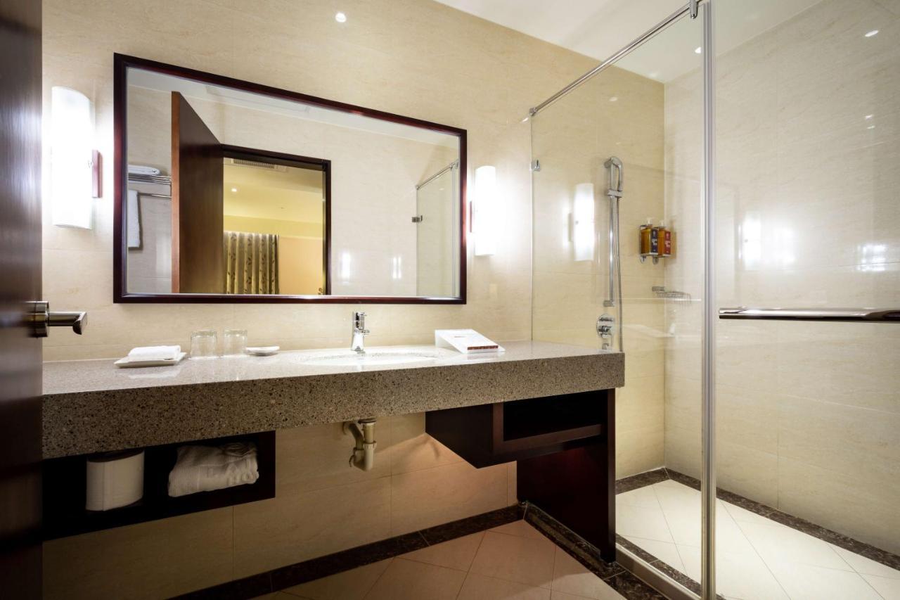 Lailai Hotel Тайчжун Экстерьер фото